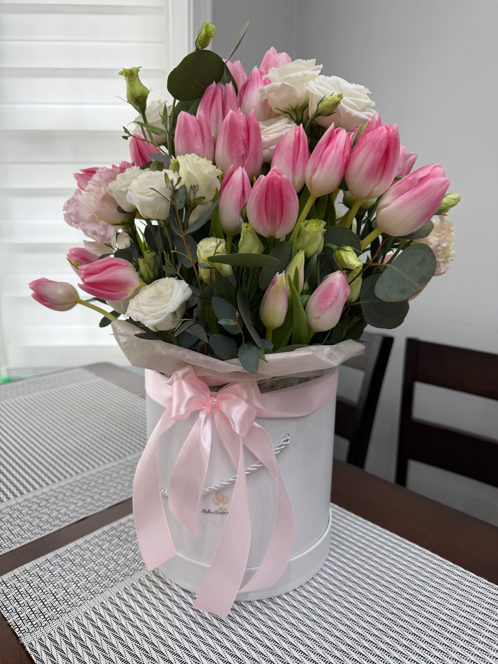 Pink Tulip Elegance Hat Box