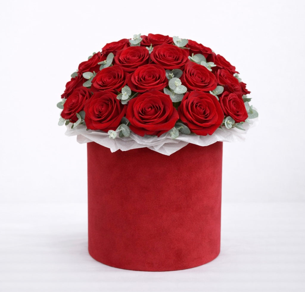Luxury Velvet Red Roses