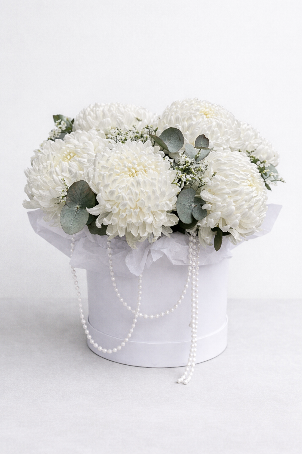 Pearl White Chrysanthemum Box