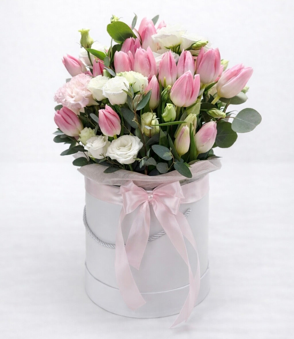 Pink Tulip Elegance Hat Box