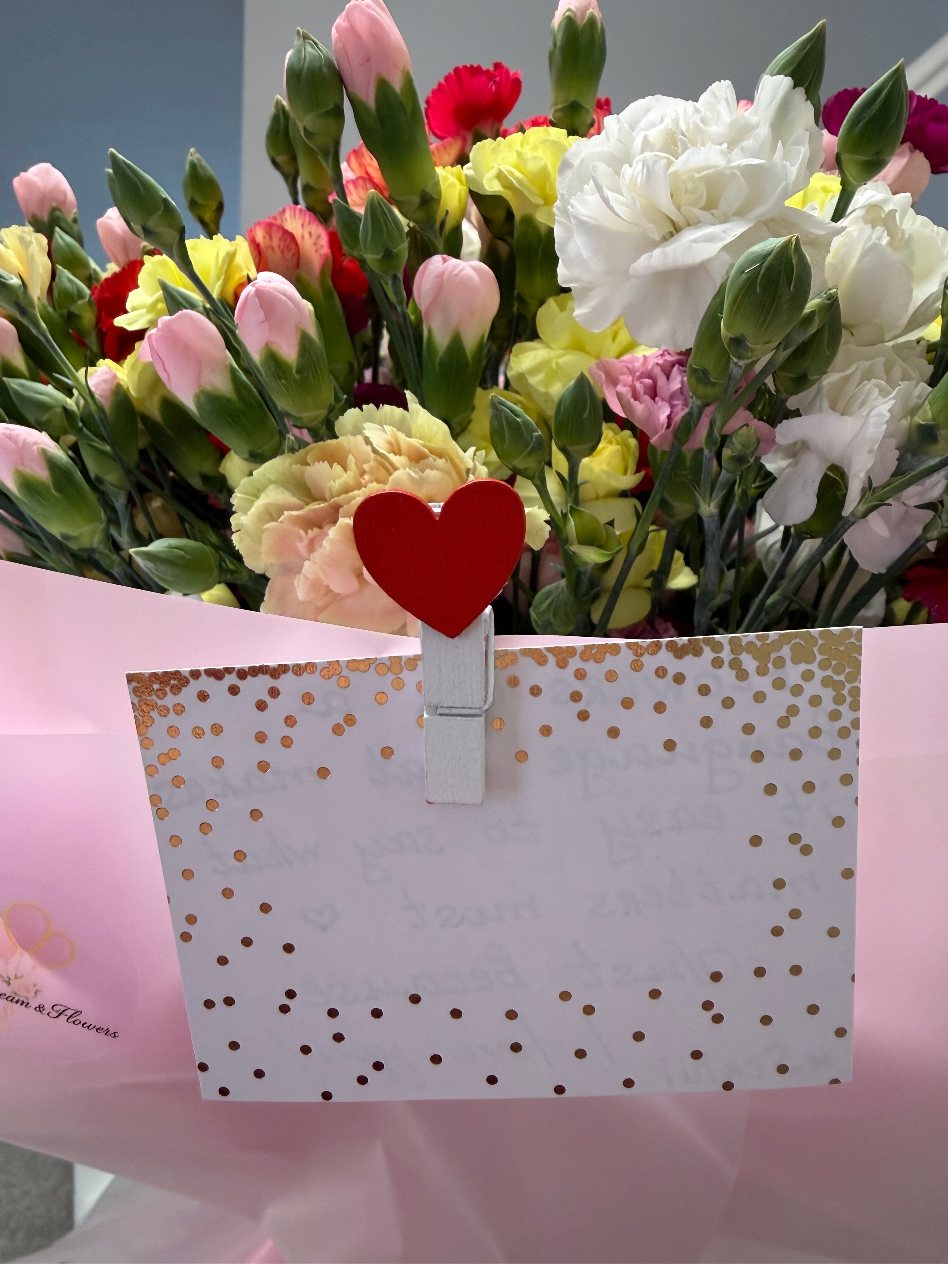 Grand Luxury Carnation Bouquet