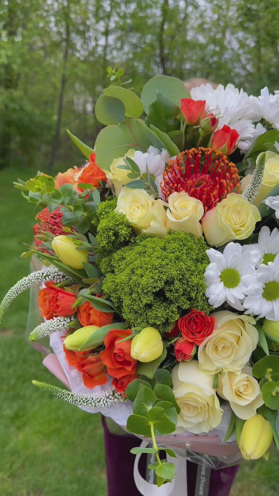 Deluxe Garden Bouquet